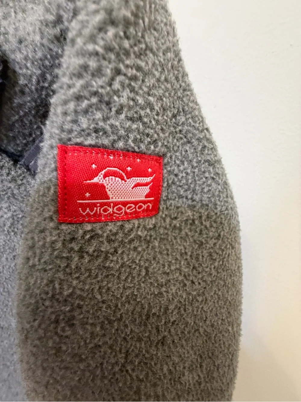 Widgeon soft gray